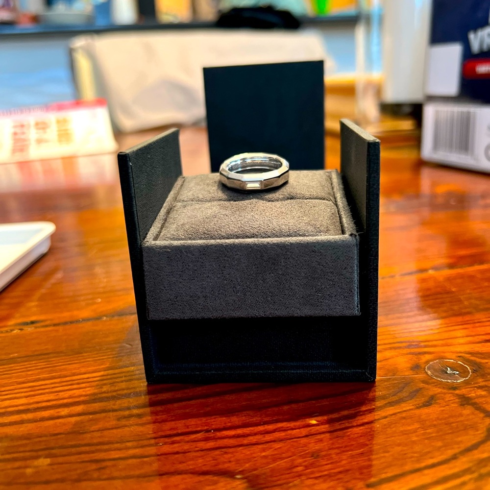 David Yurman Faceted Diamond Band in White Gold, Size 9